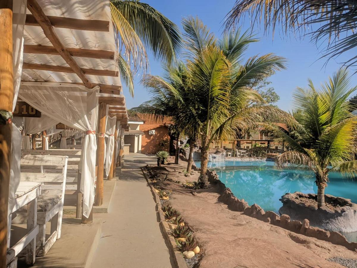 Hotel Pousada Sertao Veredas Buritizeiro Exterior photo