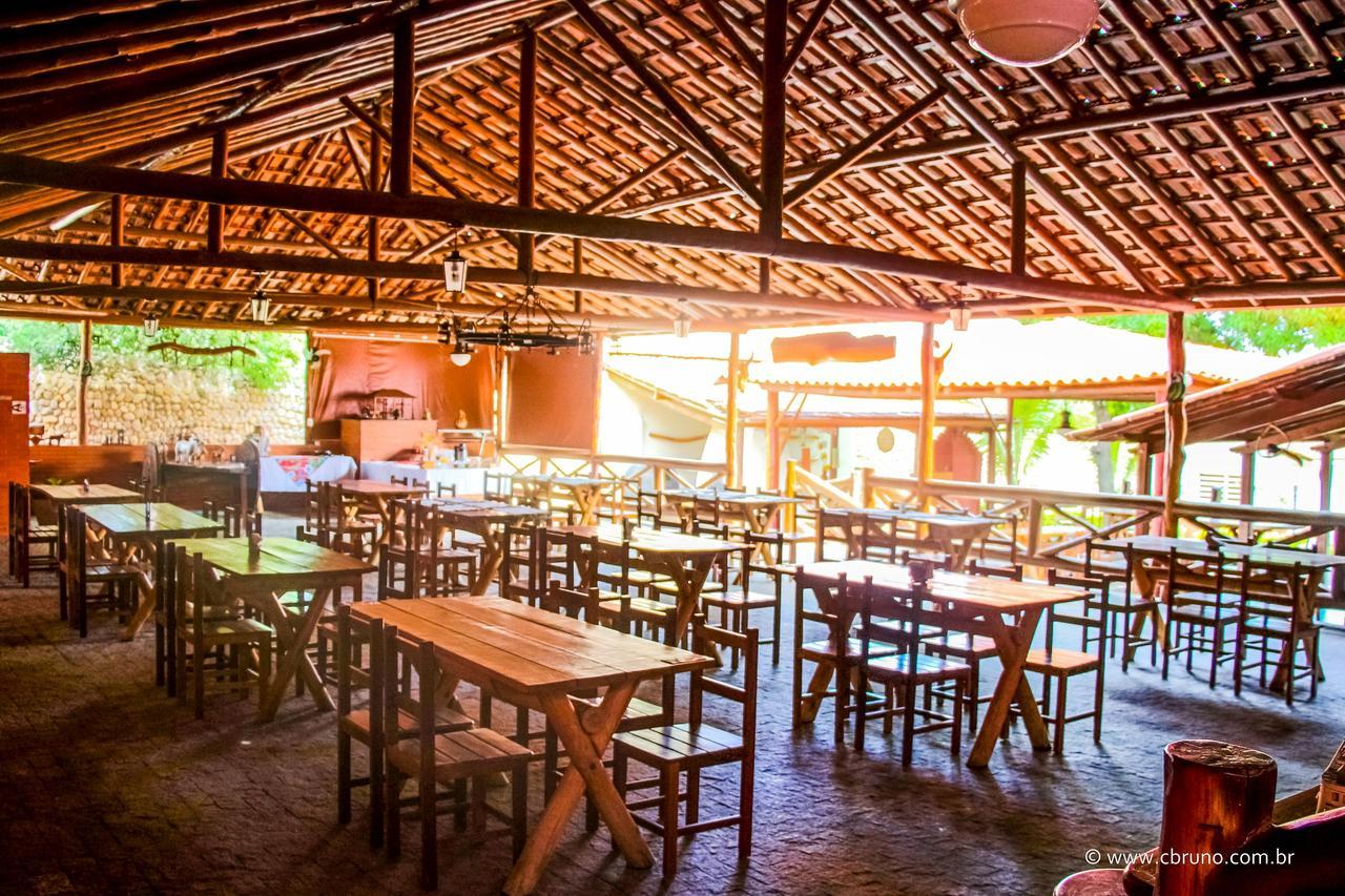 Hotel Pousada Sertao Veredas Buritizeiro Exterior photo